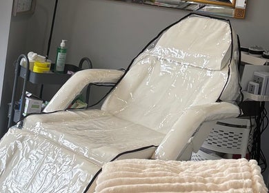 Relaxing treatment chair at LSC Beauty & Aesthetics in Cardiff, Wales, GB, ensuring ultimate comfort and care.