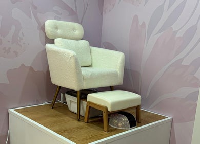 Silla cómoda para tratamientos en Aurora Beauty Salon, Valladolid, Castilla Y León, ES.