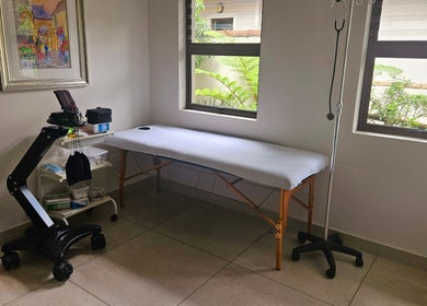 Relaxing treatment room at Island Aesthetics, Cape Town, Western Cape, ZA. Equipped for serene beauty therapy.