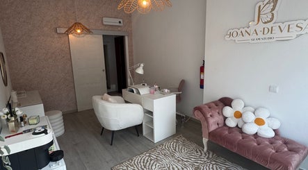 Chic interior of Joana Devesa Glam Studio in Condeixa-a-nova, Coimbra, PT with elegant decor and plush seating.
