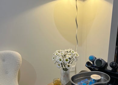 Vitalis Beauty Salon在新南威尔士州Melrose Park的温馨美容护肤空间。