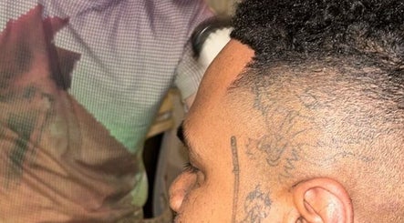 Close-up of a stylish haircut at Payso Cuts in New York, New York, US, showcasing precise fade detailing.