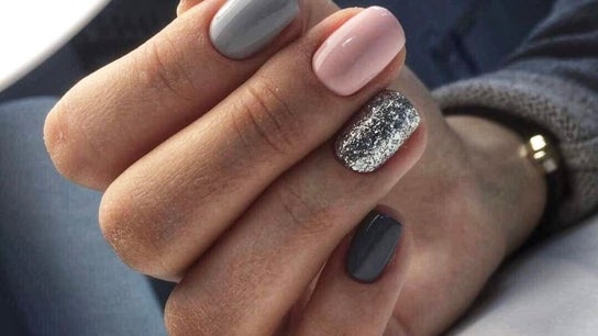 Boyana Ilieva Nails & Make up