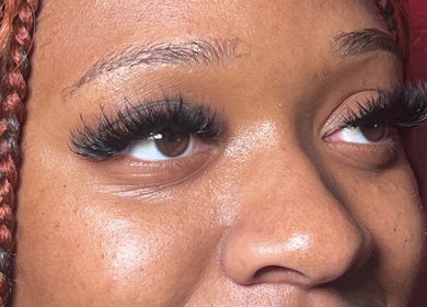 Close-up of elegant lash extensions at Poised Beauty, Sint Maarten, SX.