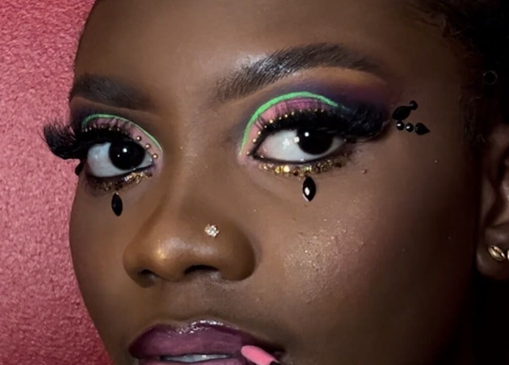 Vibrant eye makeup at Poised Beauty, Sint Maarten, SX. Professional cosmetic application for stunning looks.