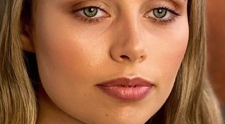 Close-up of natural makeup look by Mobile Makeup Artistry by Sarah in Edinburgh, Scotland, GB.
