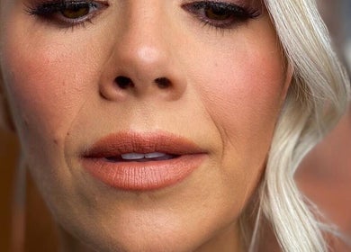 Close-up of a makeup artistry showcasing natural beauty by Mobile Makeup Artistry by Sarah, Edinburgh, Scotland, GB.