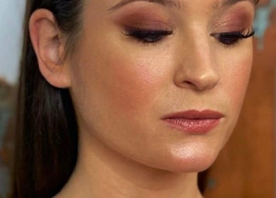 Flawless bridal makeup by Mobile Makeup Artistry by Sarah in Edinburgh, Scotland, GB.