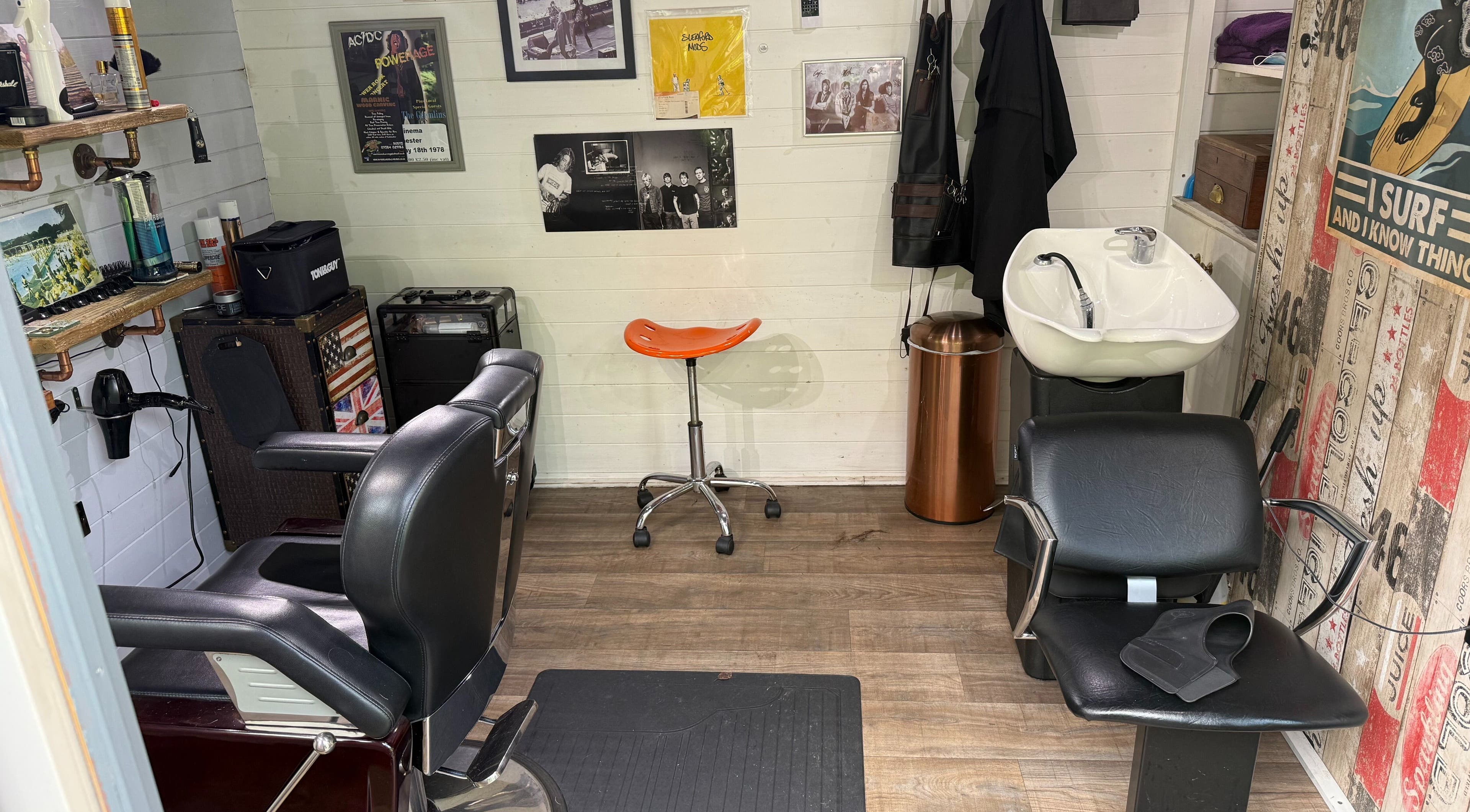 Cozy interior of The Garden Salon Hair Design with vintage decor in Colchester, England, GB.
