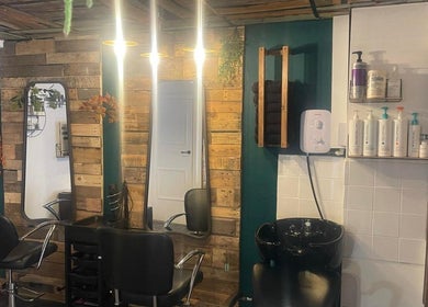 Hair by Bee at Beautifly nails and beauty, cozy salon interior with wood accents in Halstead, England, GB.