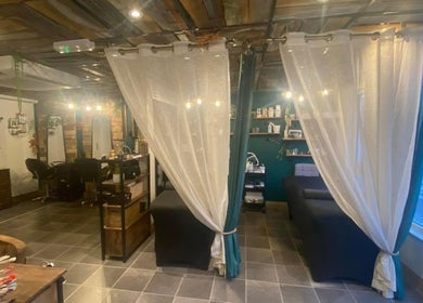 Elegant interior of Hair by Bee at Beautifly nails and beauty in Halstead, England, GB. Cozy and inviting atmosphere.
