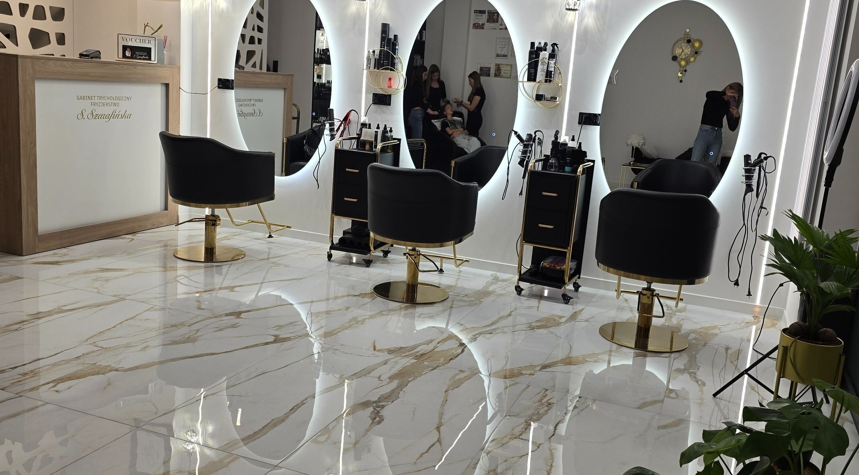 Wnętrze Studio Fryzjerstwa i Trychologii Sylwia Szarafińska w Brodnica, Województwo Kujawsko-pomorskie, PL.