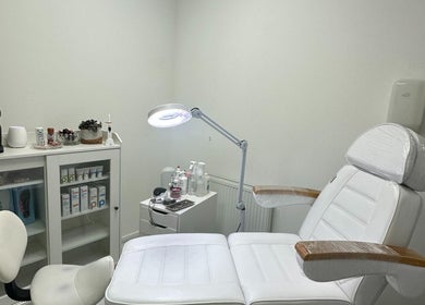 Cadeira de pedicure na Pedicure Carla Cunha, Amsterdã, Holanda Do Norte, NL, pronta para tratamentos relaxantes.