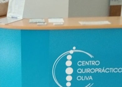 Reception moderna del Centro Quiropráctico Oliva a Oliva, Comunidad Valenciana, ES.