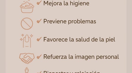 Infografía de beneficios de manicura en Fegari Nails, Panamá, Provincia De Panamá, PA.