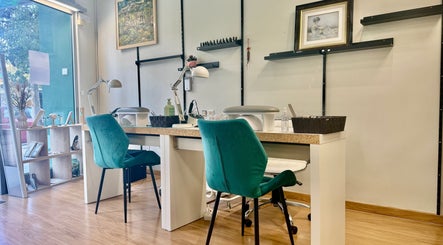 Estación de manicura en ZOE SALON DE UÑAS, Alicante (alacant), Comunidad Valenciana, ES.