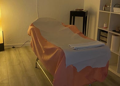Cozy massage room at Beauty & Nails Care in Carnaxide, Lisboa, PT.