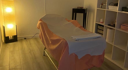 Cozy massage room at Beauty & Nails Care in Carnaxide, Lisboa, PT.
