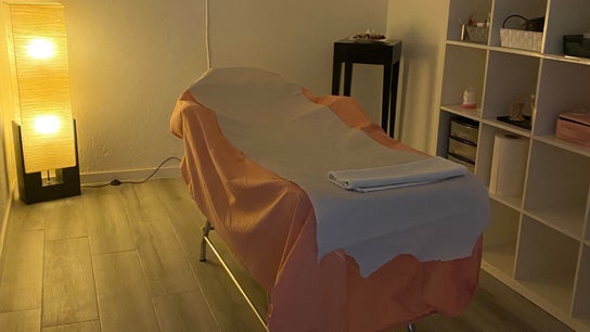 Beauty & Nails Care