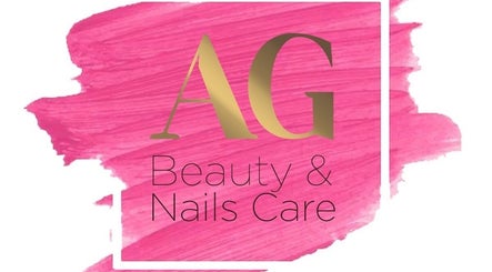 AG logo on pink background, Beauty & Nails Care, Carnaxide, Lisboa, PT.