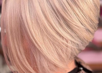 Stylish blonde bob haircut at Reflectionz - Hair By Zoe in Raunds, England, GB.