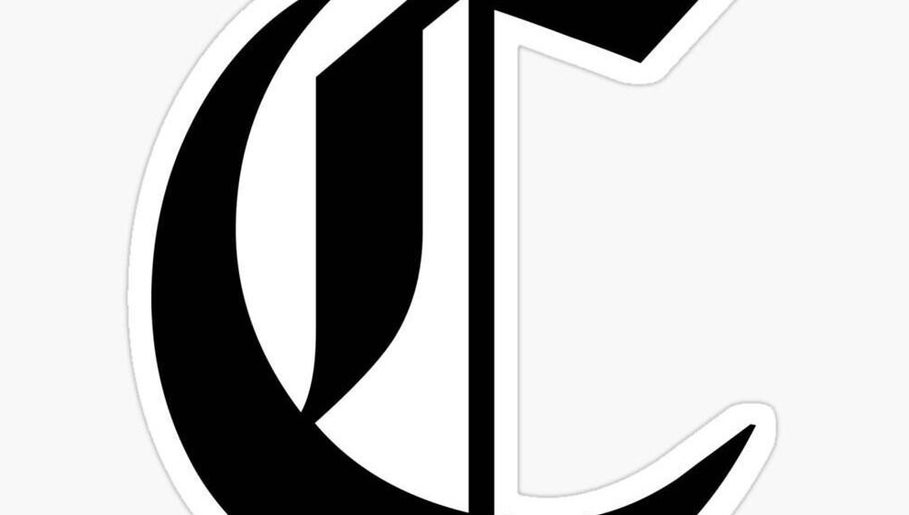 Logo en blanco y negro de CASTRIOR BARBER CLUB en Bogotá, Cundinamarca, CO.