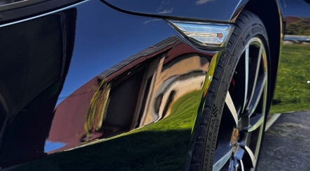 Refleks lakieru na samochodzie w CD AUTO DETAILING, Olesno, Województwo Małopolskie, PL.