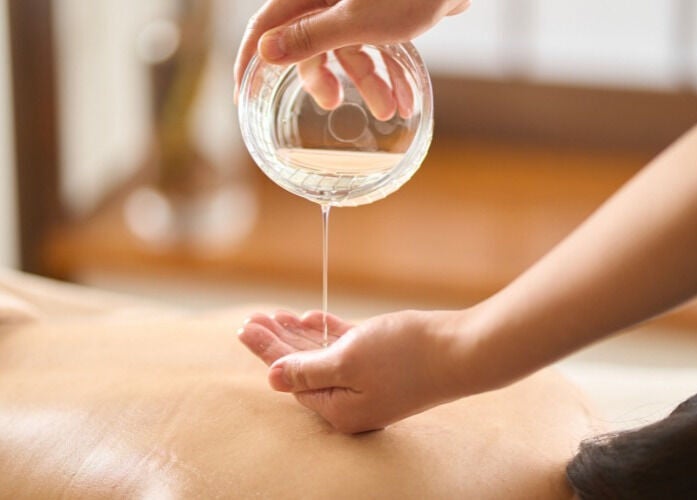 Relaxing oil massage at Qui Yoga & Ayurveda - Topsham, located in Topsham, England, GB.