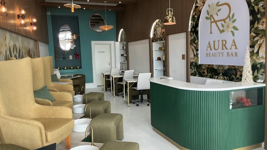 AURA BEAUTY BAR