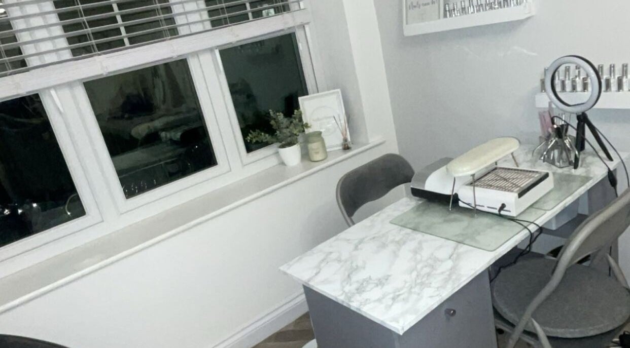 Modern nail station at Nails@no5, Hartlepool, England, GB with marble desk and chic decor.