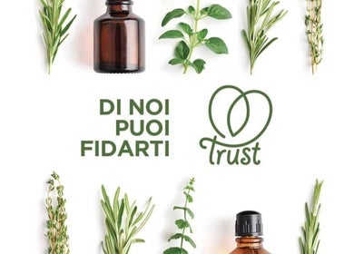 Natural oils and herbs at GIAhairconcept in Utrecht, Utrecht, NL enhance beauty and wellness trust.