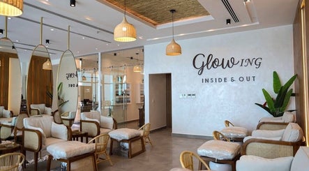 Elegant interior of Nails Glow - Ar Rabwah, Riyadh, Riyadh Province, SA with chic decor and modern furnishings.