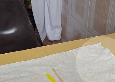 Espaço de beleza Tai Unhas com mesa de manicure em São Paulo, São Paulo, BR.