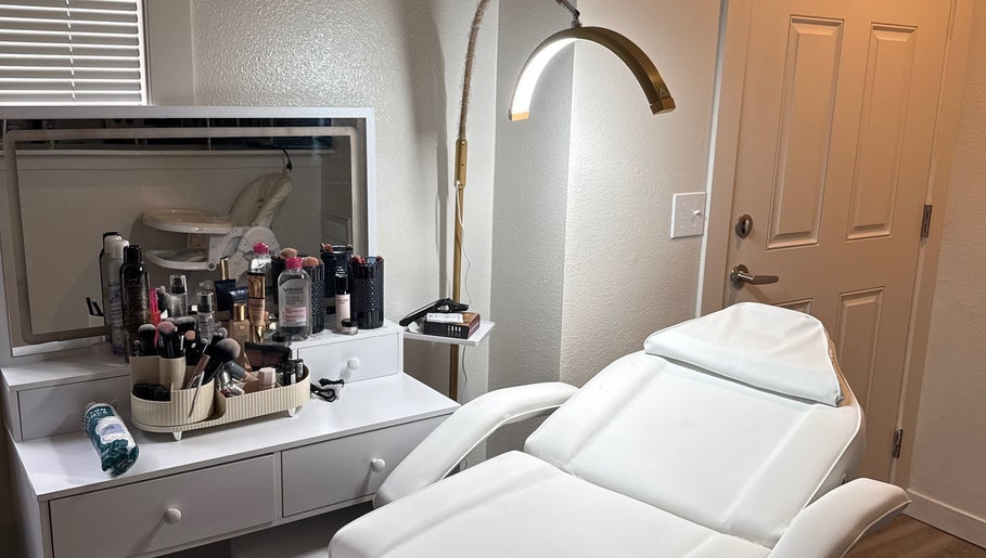 Elegant makeup station at Shohina_makeup, Kent, Washington, US, featuring brushes and products.