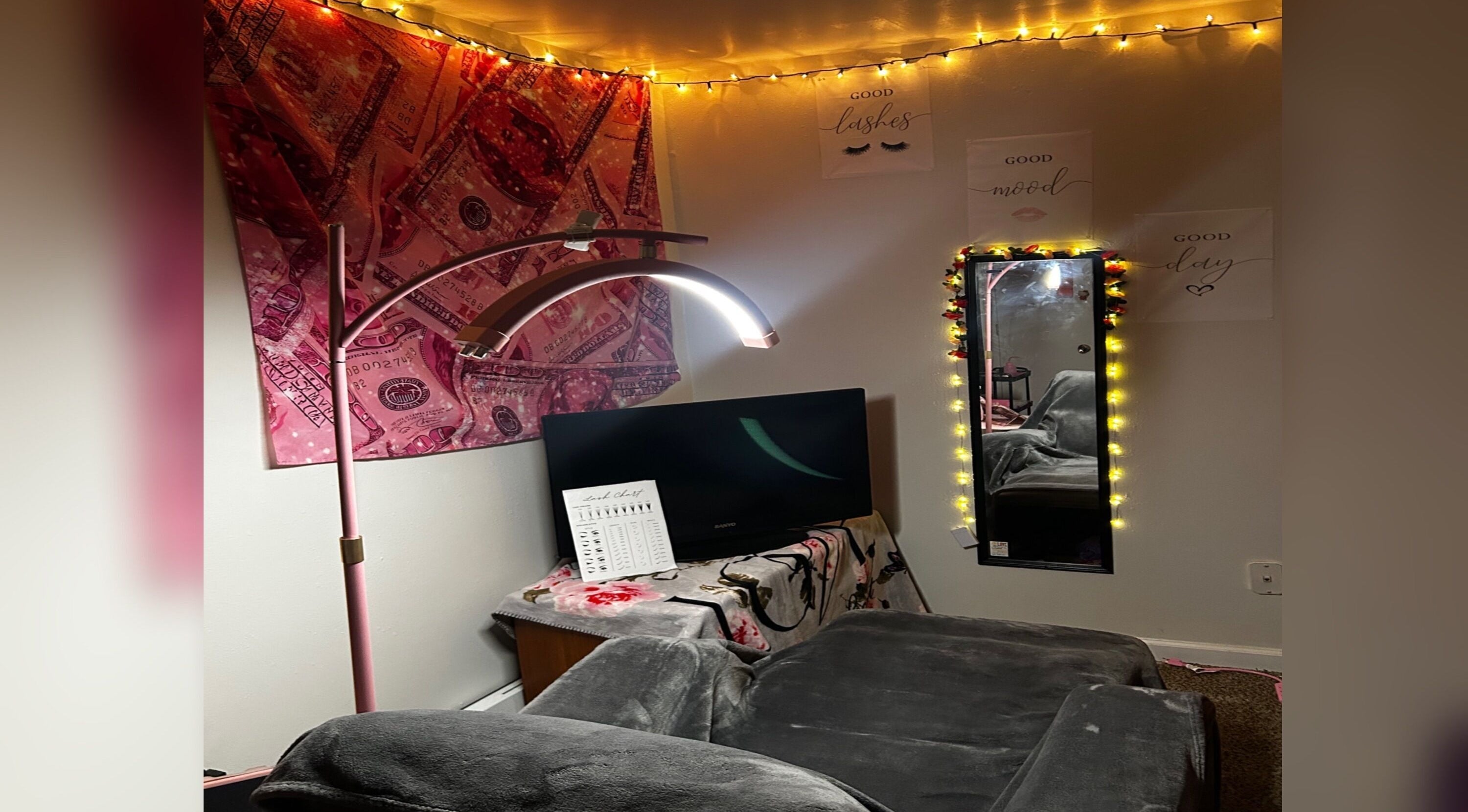 Cozy, well-lit beauty room at Blush and Blink Studio, Festus, Missouri, US with stylish decor.