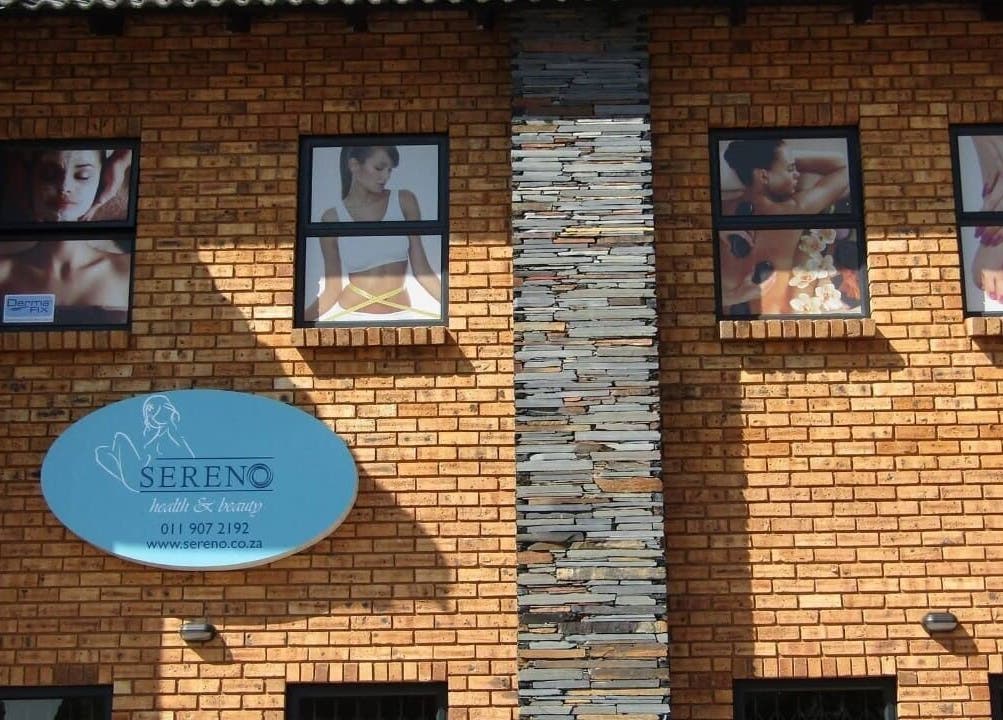 Front of Dominique's Nails, Alberton, Gauteng, ZA, featuring stylish beauty and wellness imagery.