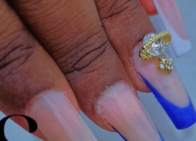 Nail art élégante et bijou chez SWEETY BEAUTY GUADELOUPE, Sainte-rose, Basse-terre, GP.