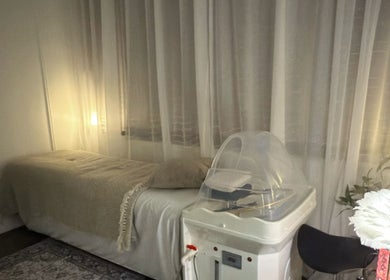 Relaxing treatment room at The Hairapist Chichester | HeadSpa & Extensions in Chichester, England, GB.