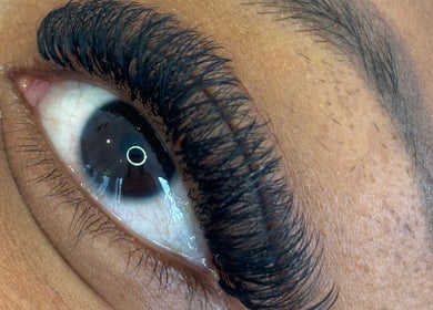 Close-up of eyelash extensions at Be Blinkin Beautiful in Bristol, England, GB, showcasing detailed application.
