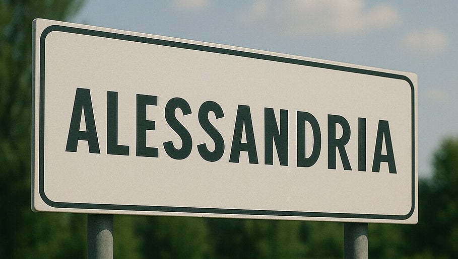 Cartello stradale di Alessandria vicino Alessio D’Auria, Alessandria, Piemonte, IT.