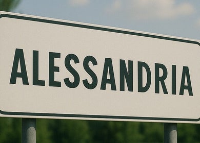 Cartello stradale di Alessandria vicino Alessio D’Auria, Alessandria, Piemonte, IT.