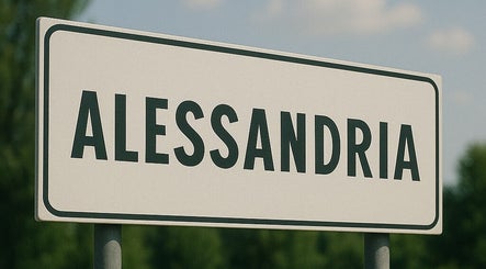 Cartello stradale di Alessandria vicino Alessio D’Auria, Alessandria, Piemonte, IT.