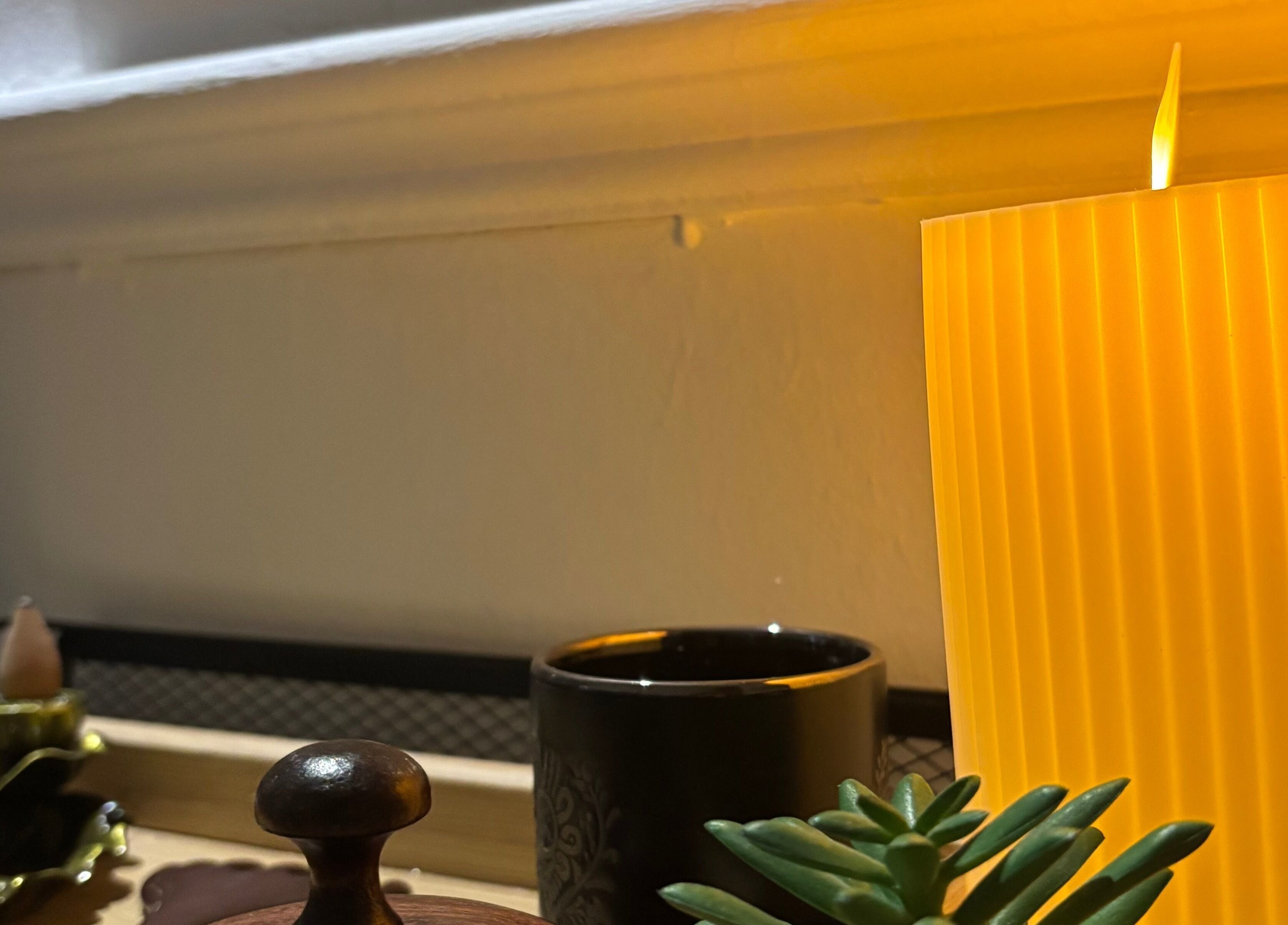 Warm candlelight ambiance at SAIAN BEAU SPA, La Vega, La Vega, DO, enhancing relaxation.