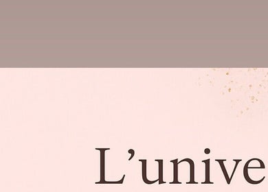 Logo de L’univers Des Ongles à Montreuil-sur-lozon, Normandie, FR sur fond beige élégant.