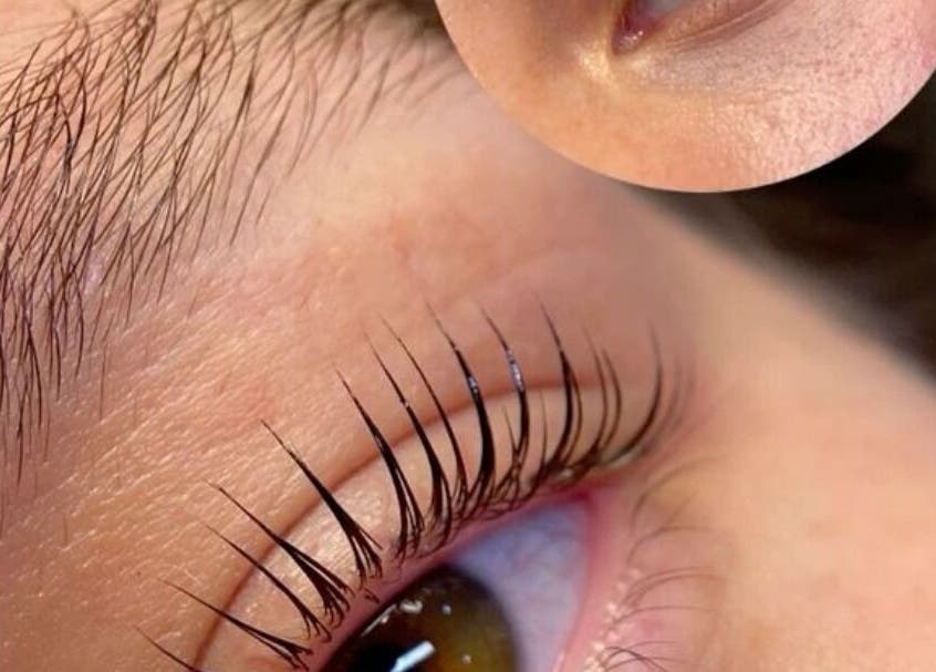 Detalhe de cílios estilizados no GioSerai Lash em Birkirkara, MT.