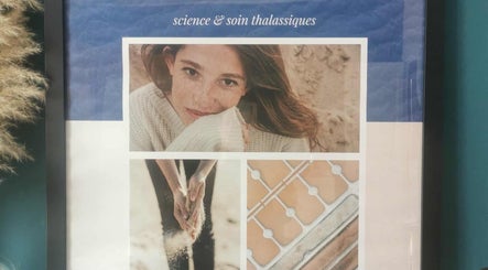 Affiche thalassothérapie à L'Atelier des Sens, Orvillers-sorel, Hauts-de-france, FR. Le bien-être par la nature.