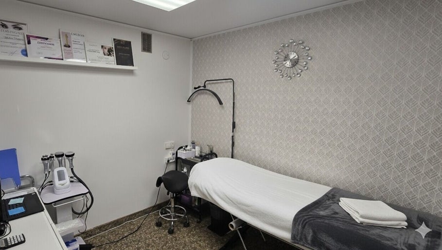 Šiuolaikiškai įrengta grožio kabina KriS – Permanent & Beauty, Vilnius, Vilniaus Apskritis, LT.