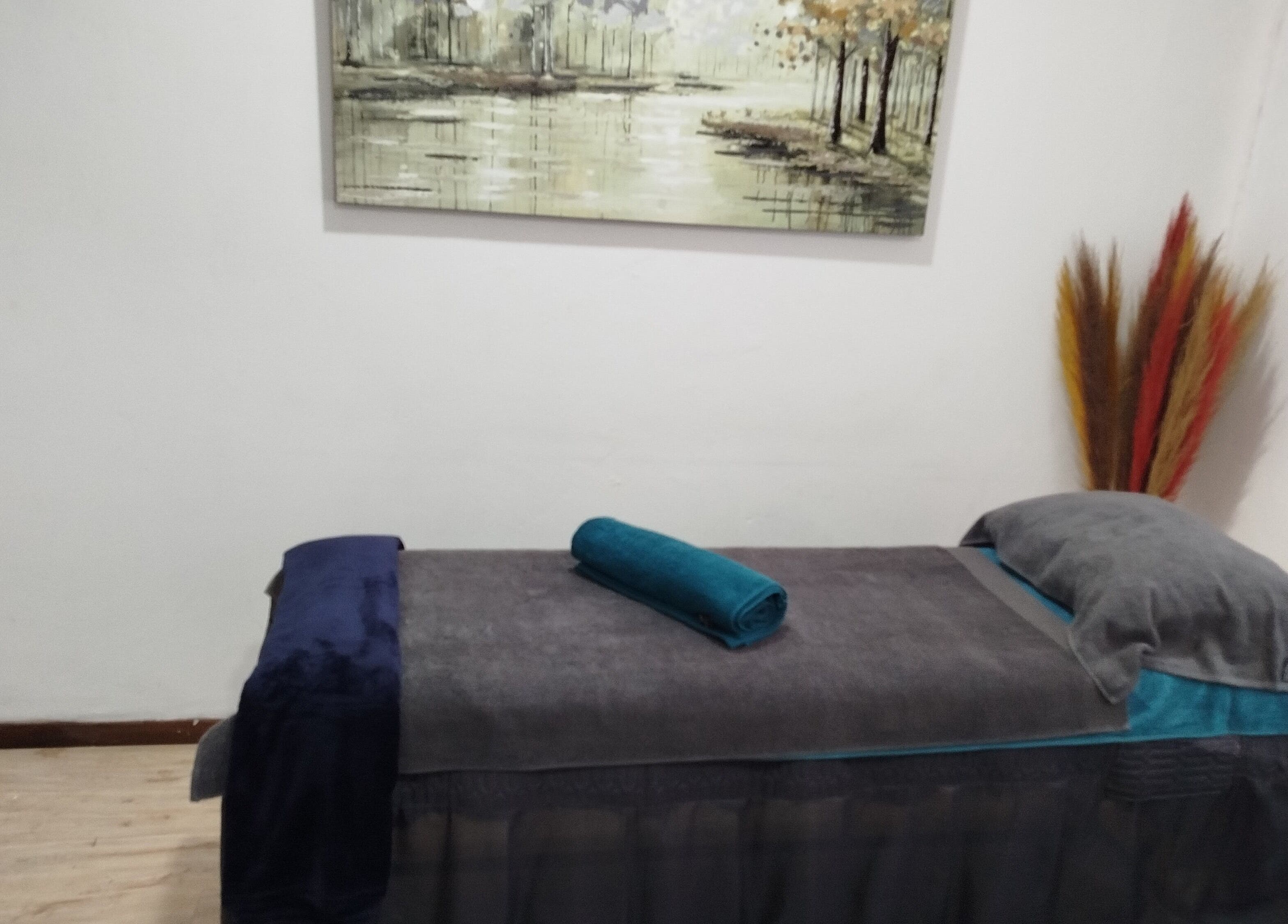 Relaxing massage room at Sparkly Beauty Bar in Johannesburg, Gauteng, ZA, with soothing decor and cozy bed.