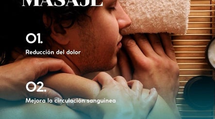 Masaje relajante en Solatium Centro de Terapia Física, Oaxaca De Juárez, Oaxaca, MX. Reducción de dolor.