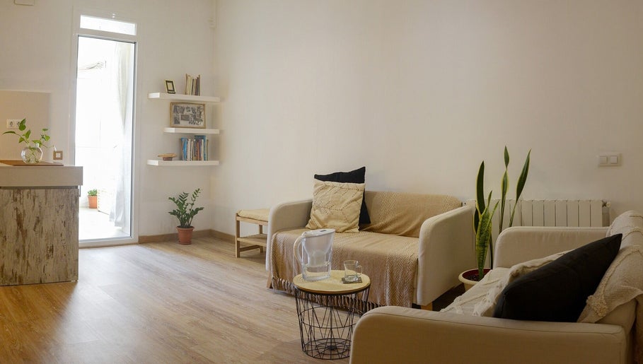 Sala luminosa y moderna en 'donde los yayos de barcelona', Barcelona, Catalunya, ES.